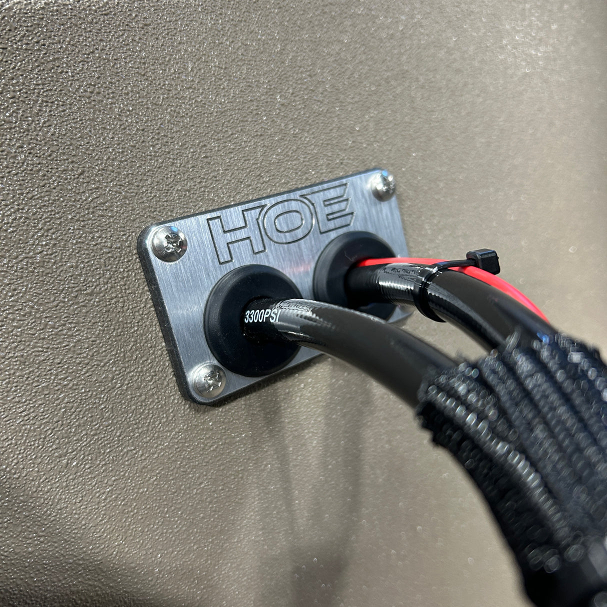 H.O.E POWER POLE LINE BLOCK 2-HOLE