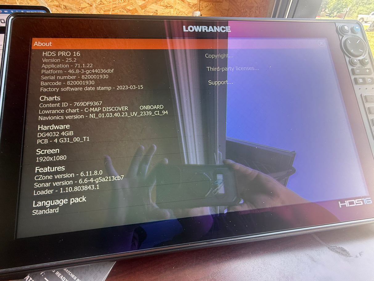 LOWRANCE HDS 16 PRO