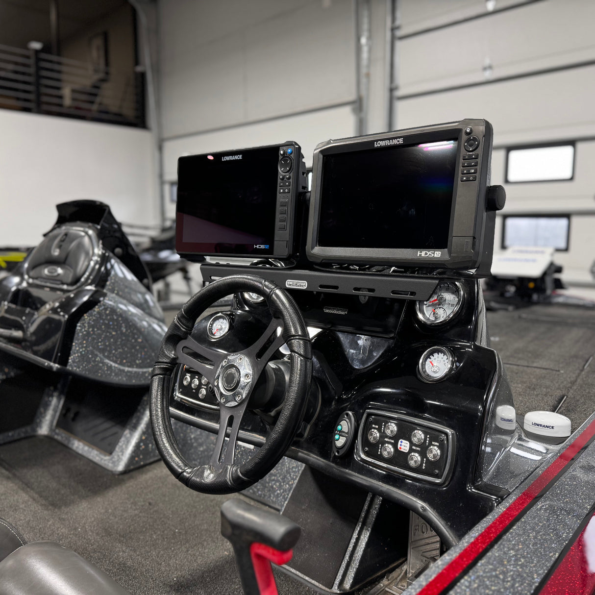 H.O.E. DUAL CONSOLE MOUNT SYSTEM - NITRO Z18-Z21 2016-2019 OR LEGEND V20/V21