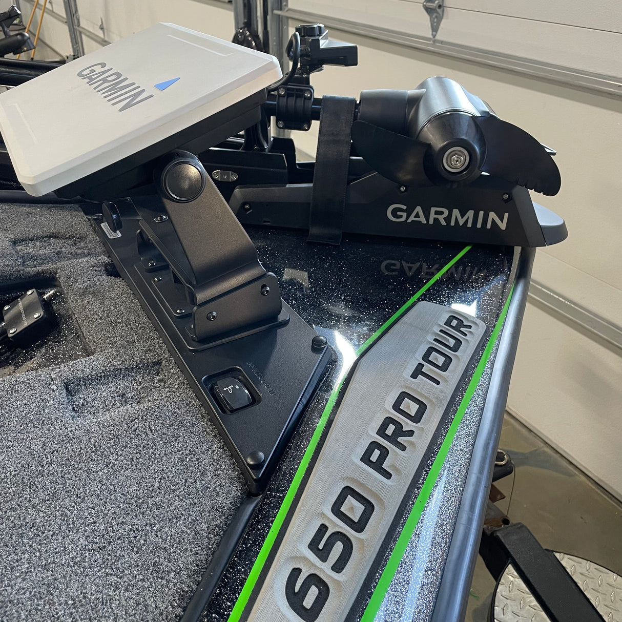 H.O.E. SINGLE BOW MOUNT SYSTEM BLAZER 650 PRO 2024+