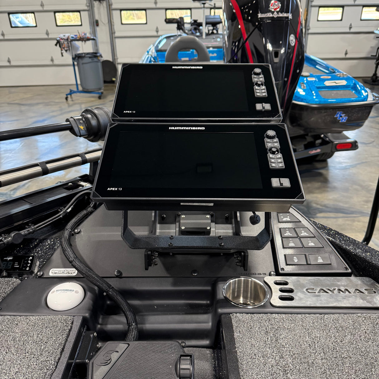 H.O.E DUAL BOW MOUNT SYSTEM - CAYMAS CX20/CX21 2025