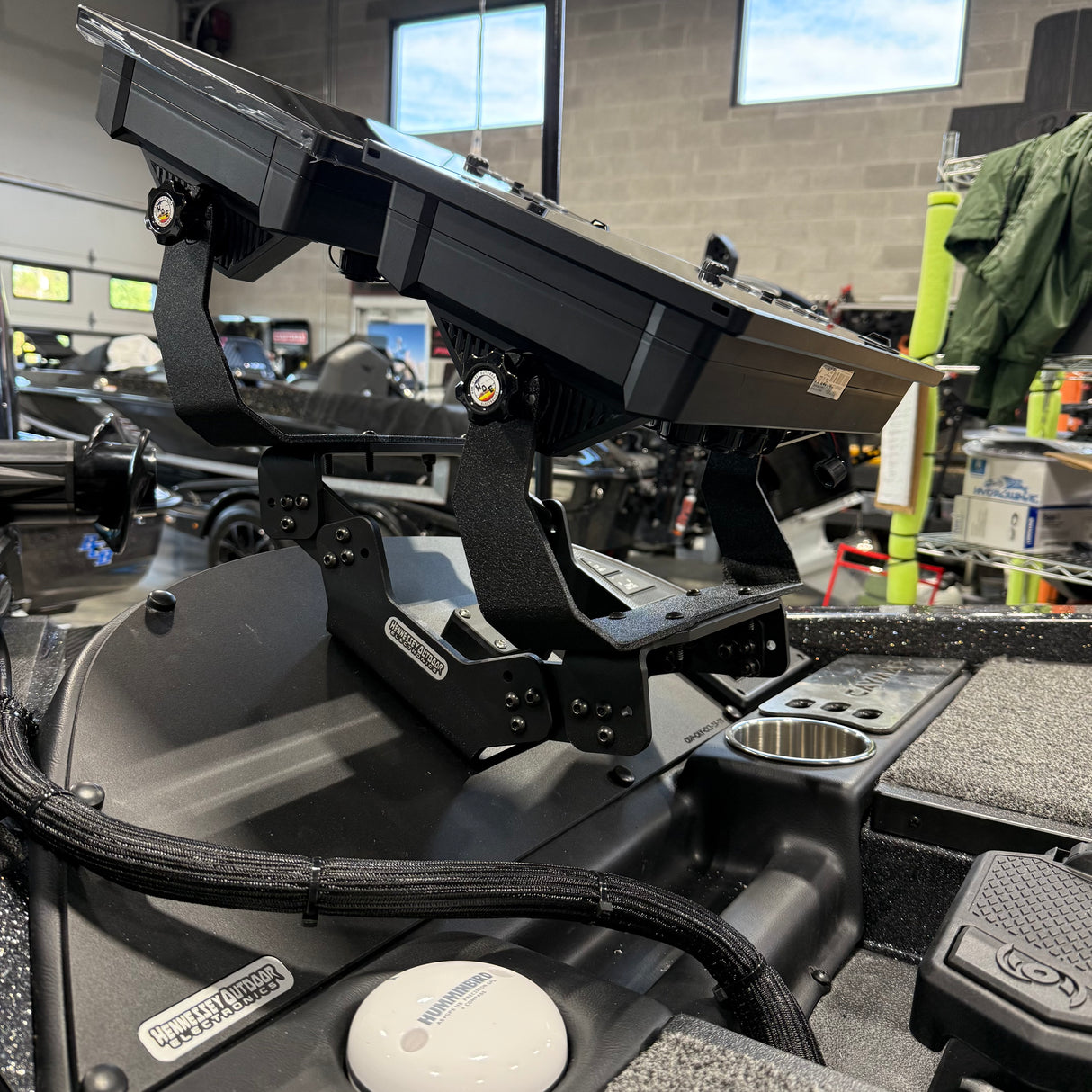 H.O.E DUAL BOW MOUNT SYSTEM - CAYMAS CX20/CX21 2025