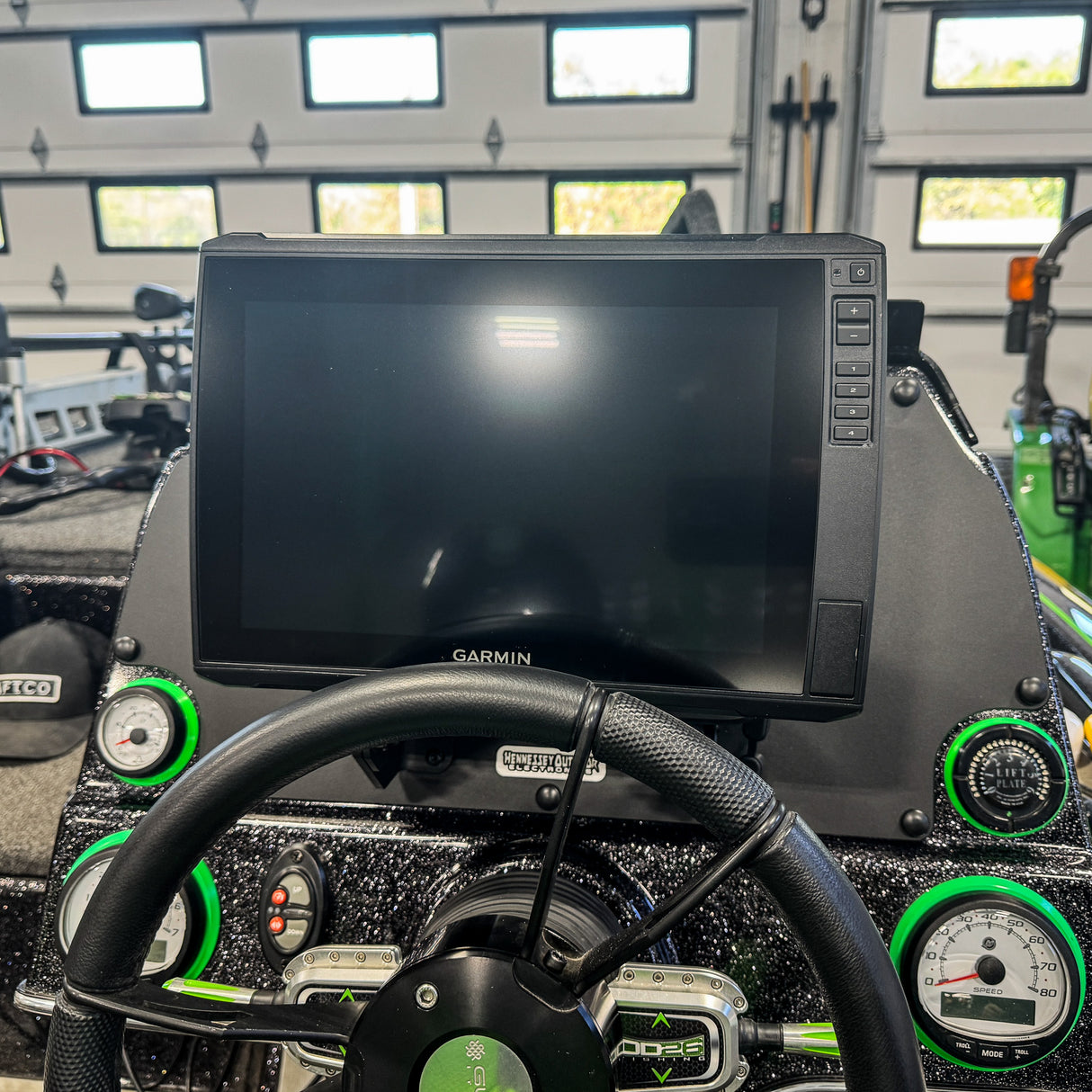 H.O.E. SINGLE CONSOLE MOUNT SYSTEM - BLAZER 650 PRO 2024+