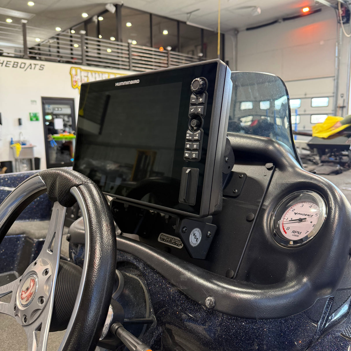 H.O.E. SINGLE CONSOLE MOUNT SYSTEM - PHOENIX 919 Pro 2019 3" GAUGE, 12.5"W X 8.625"H