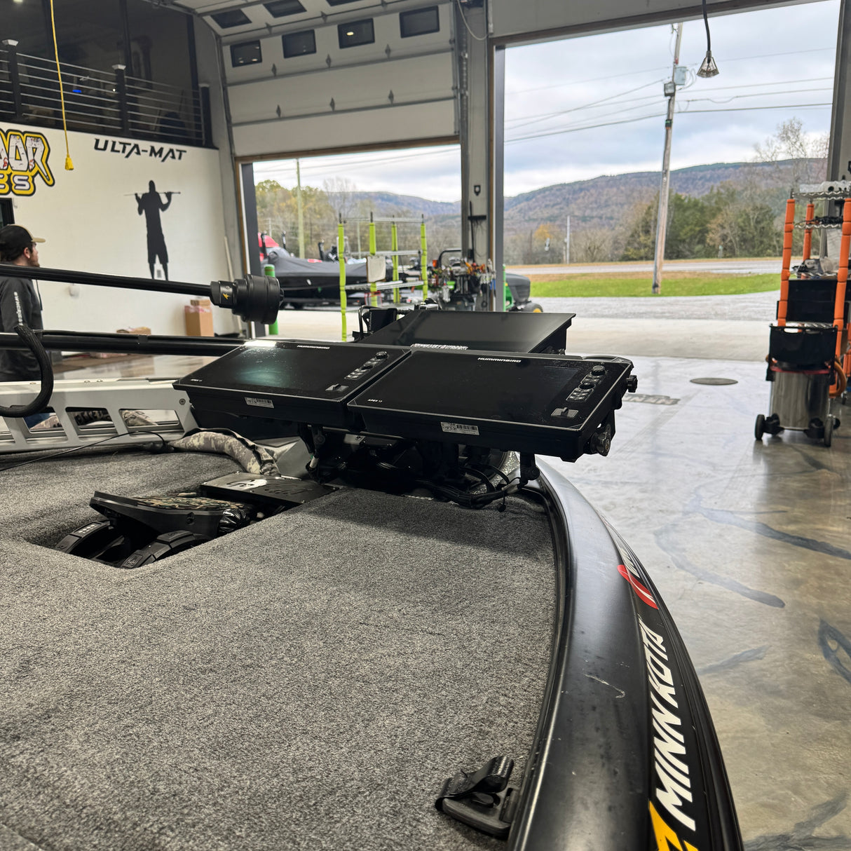 H.O.E. TRIPLE BOW MOUNT SYSTEM - FALCON PREDATOR SERIES 2021+