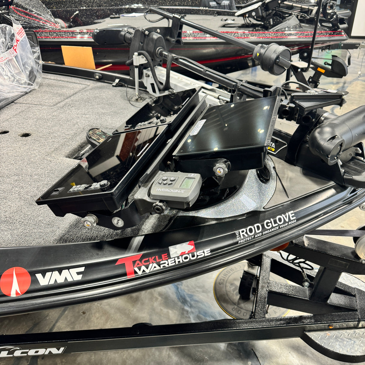 H.O.E. TRIPLE BOW MOUNT SYSTEM - FALCON PREDATOR SERIES 2021+