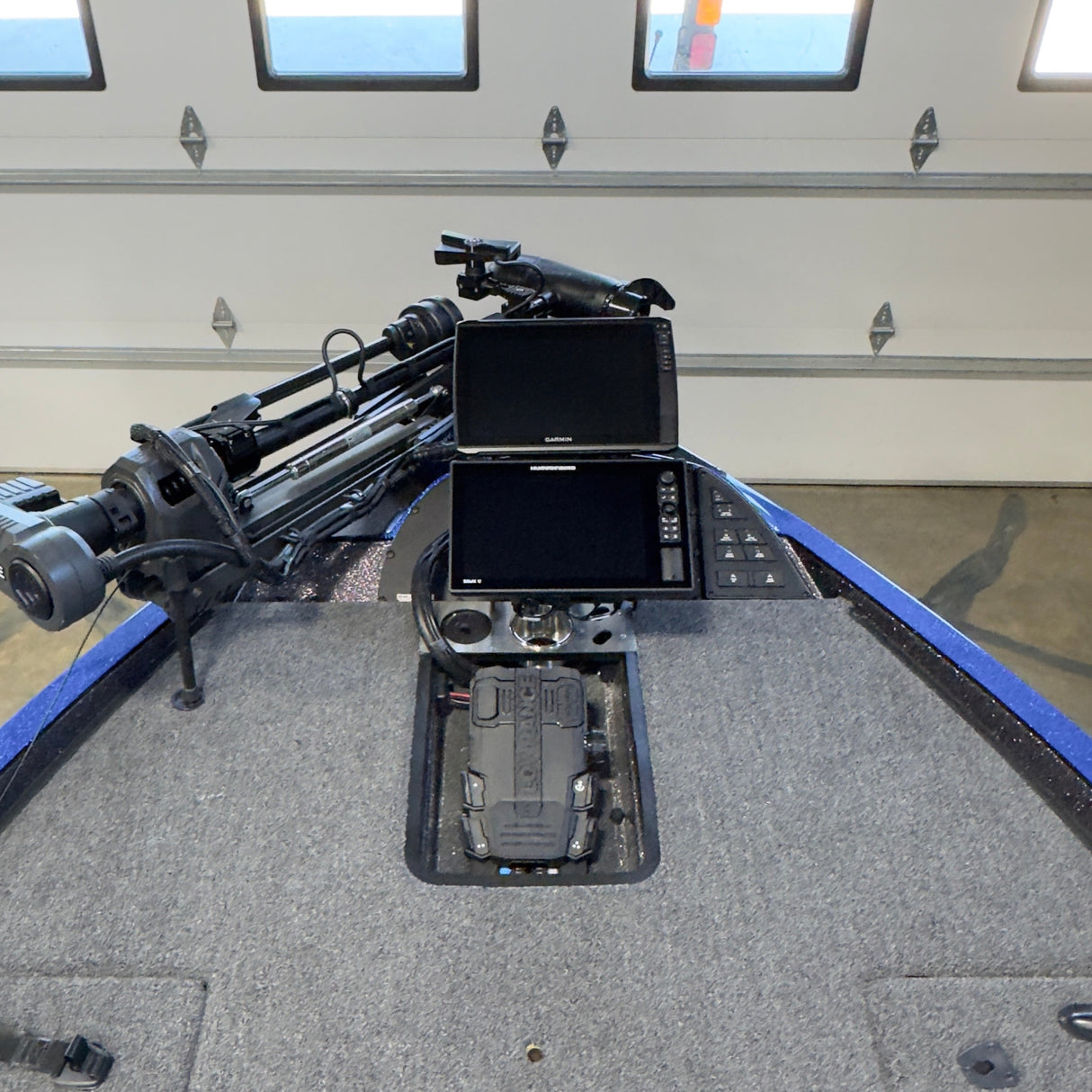 H.O.E. DUAL BOW MOUNT SYSTEM - CAYMAS CX20/CX21 2019-2024