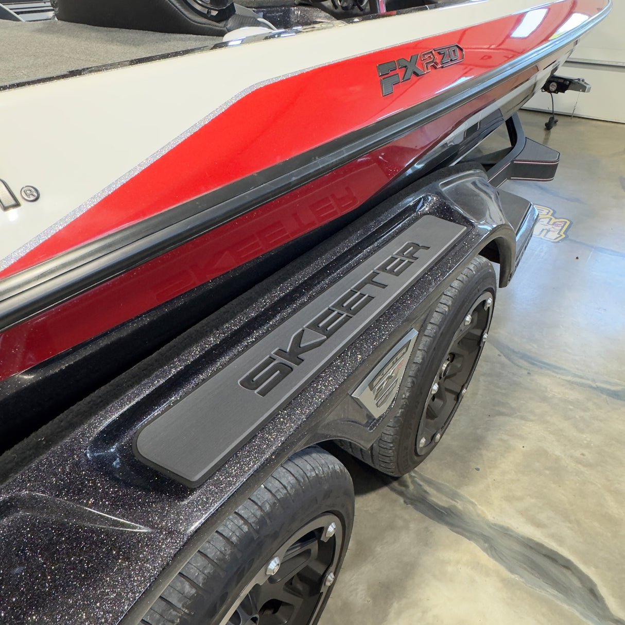Ulta-mat by Hennessey Outdoors: 2020+ Skeeter FXR/ZXR Trailer Kit