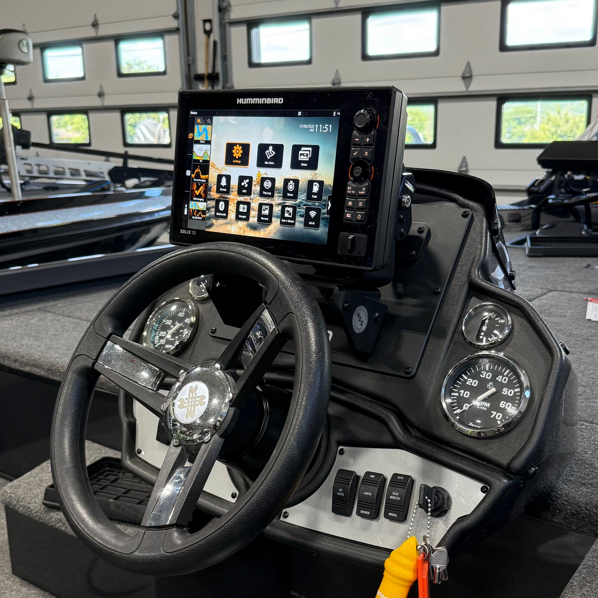 H.O.E SINGLE CONSOLE MOUNT SYSTEM - 2019 Ranger 188