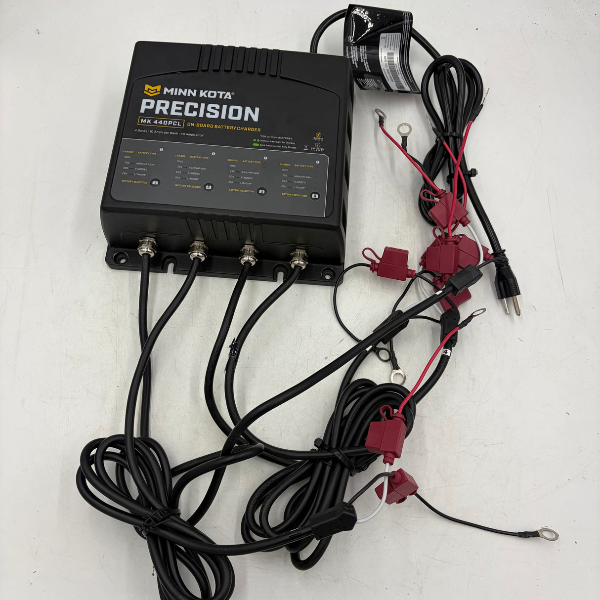 MINNKOTA Percision 4 bank charger