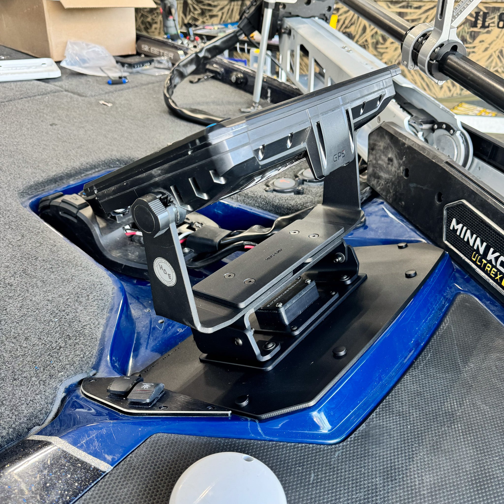 H.O.E. SINGLE BOW MOUNT SYSTEM - SKEETER FXR/ZXR SERIES 2020+