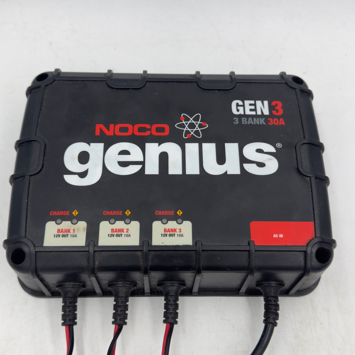NOCO GENIUS 3 BANK CHARGER